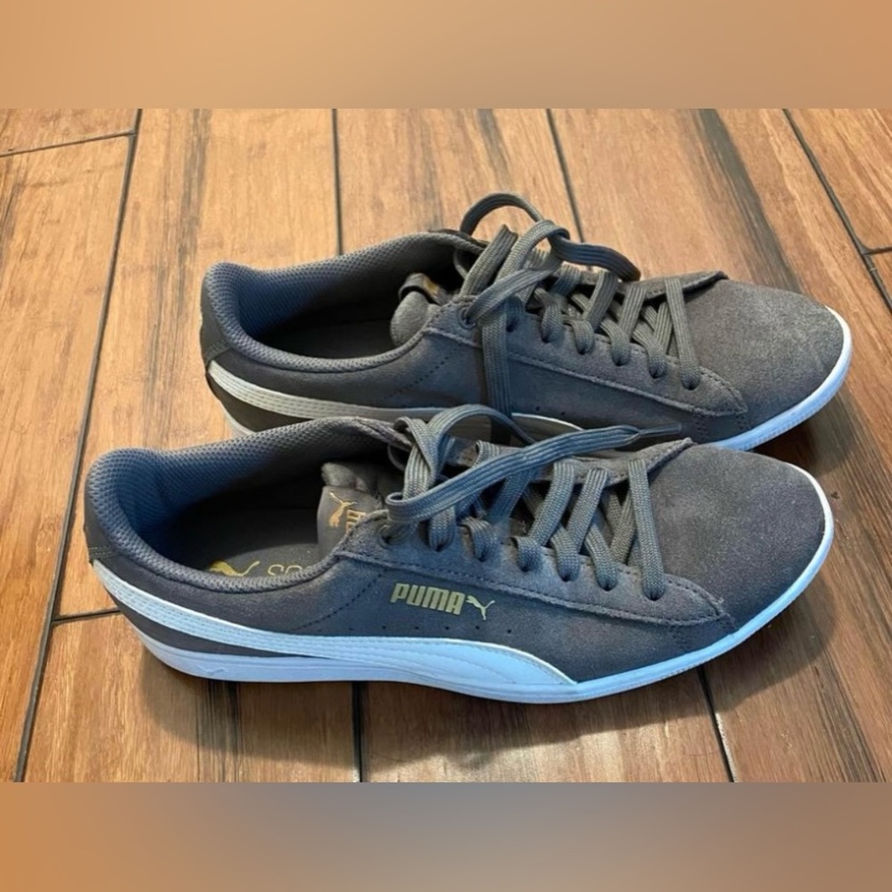 Women’s PUMA Sneakers